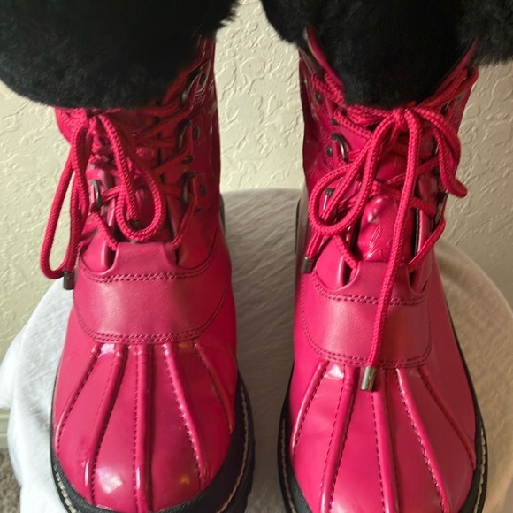 Coach: Lenora (Q1000) Hot Pink & Black Winter Boots- 9.5- marks - Picture 10 of 16